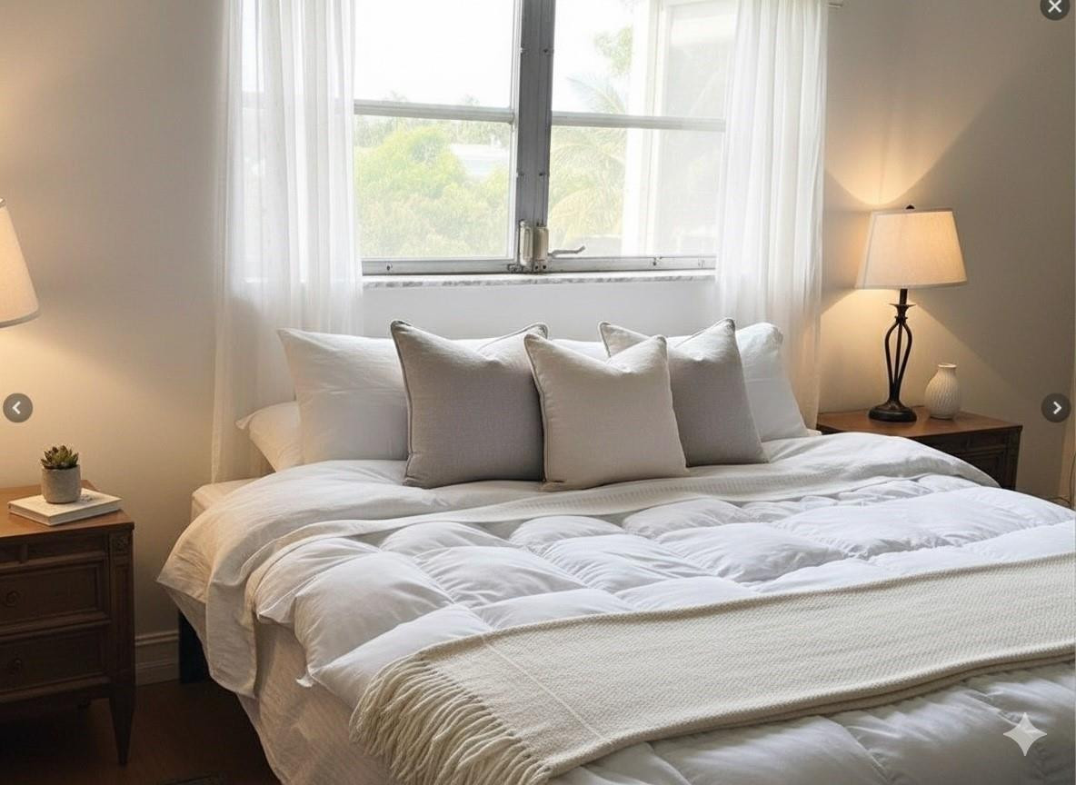 ORIOLE GARDENS - Residential