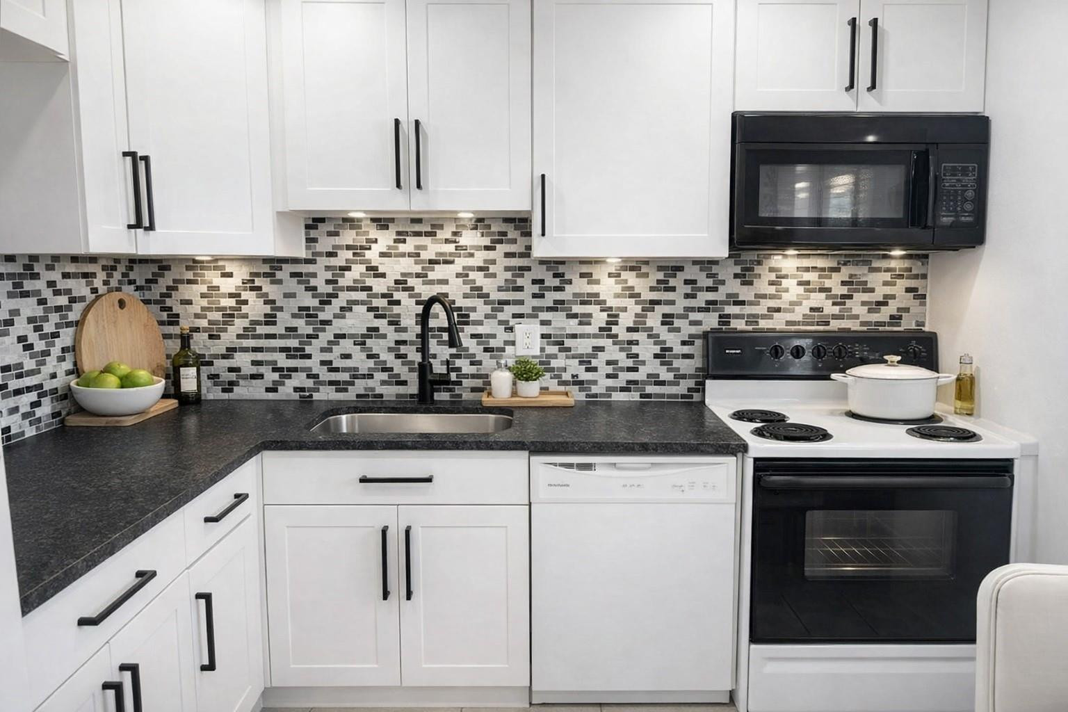 ORIOLE GARDENS - Residential