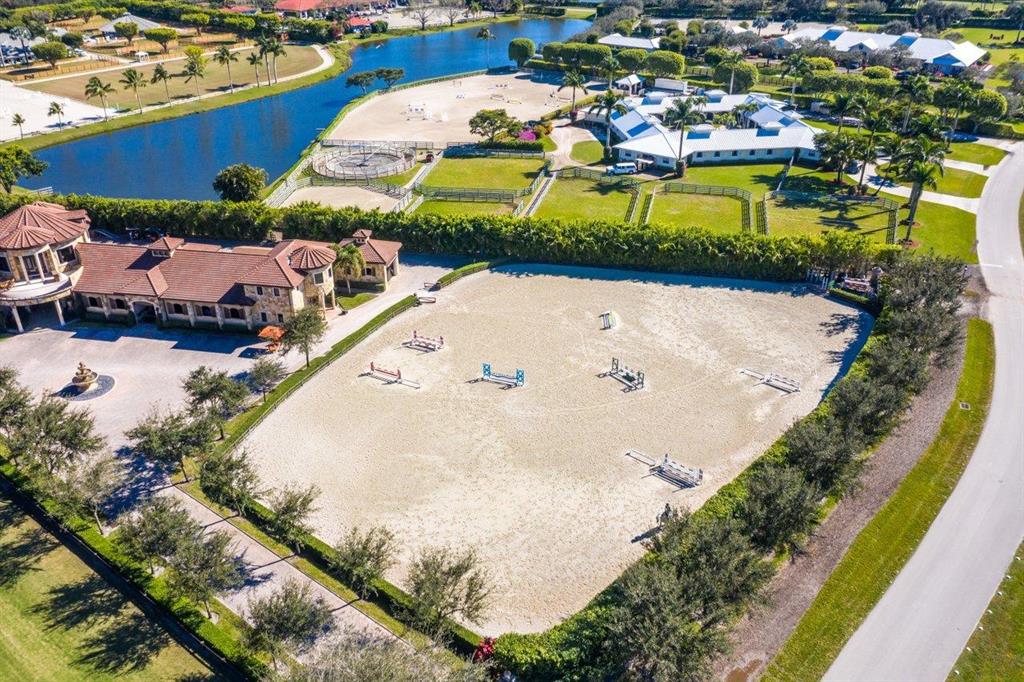 GRAND PRIX FARMS - Residential