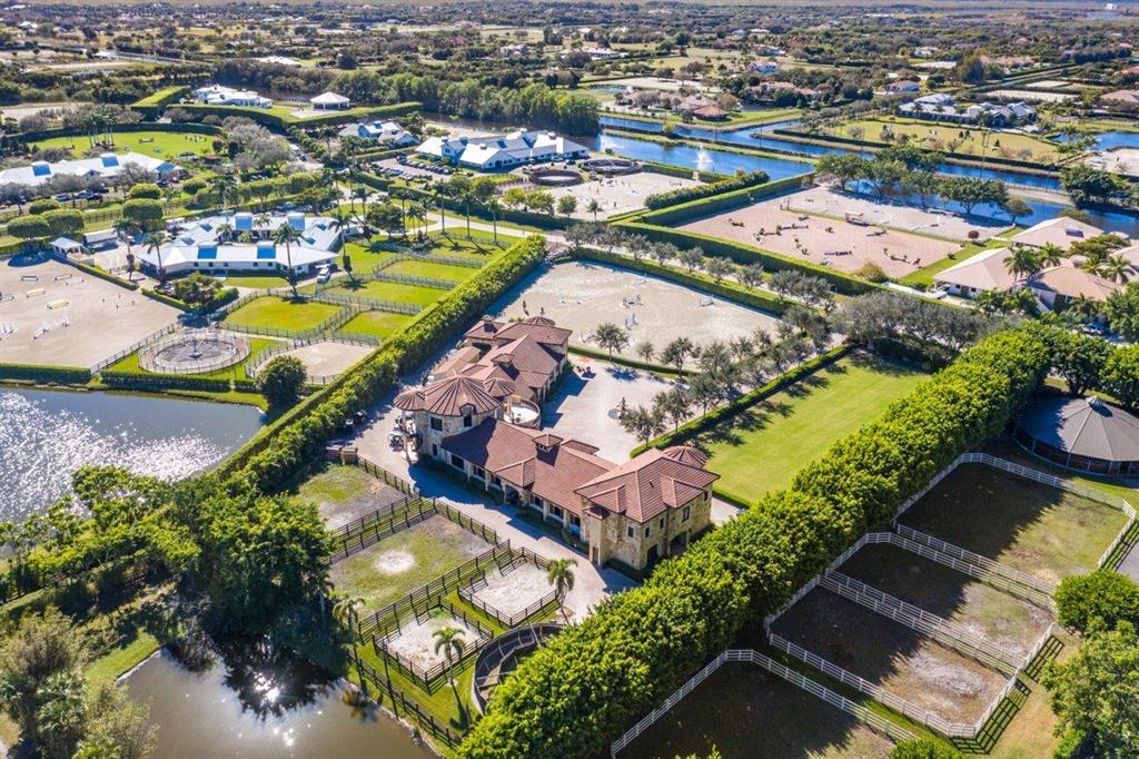 GRAND PRIX FARMS - Residential