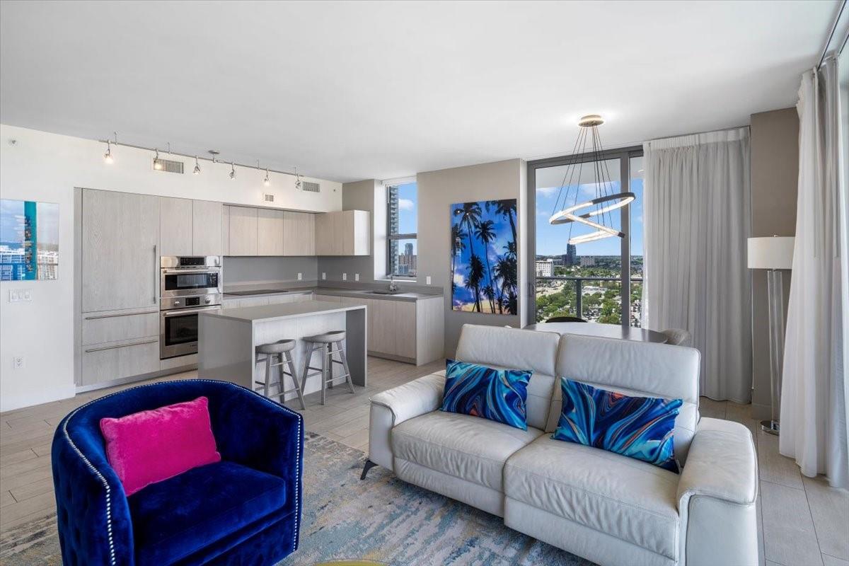 Hyde Beach House - Residential