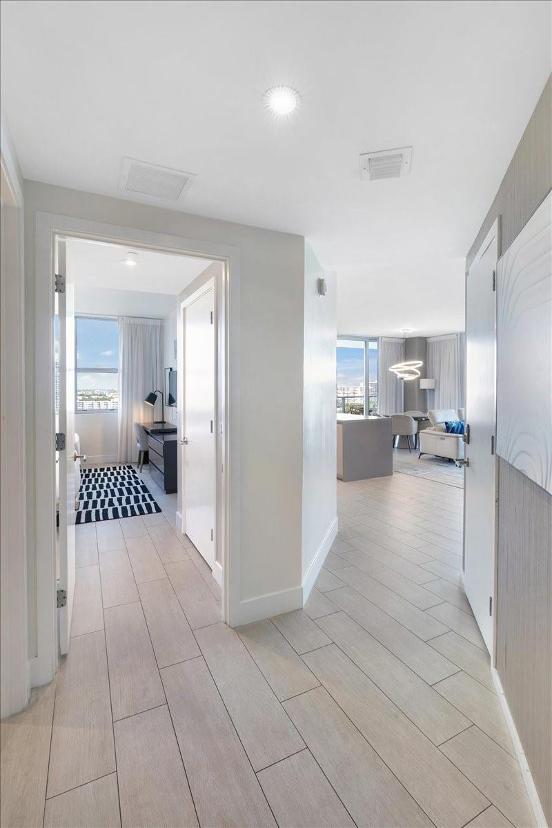 Hyde Beach House - Residential