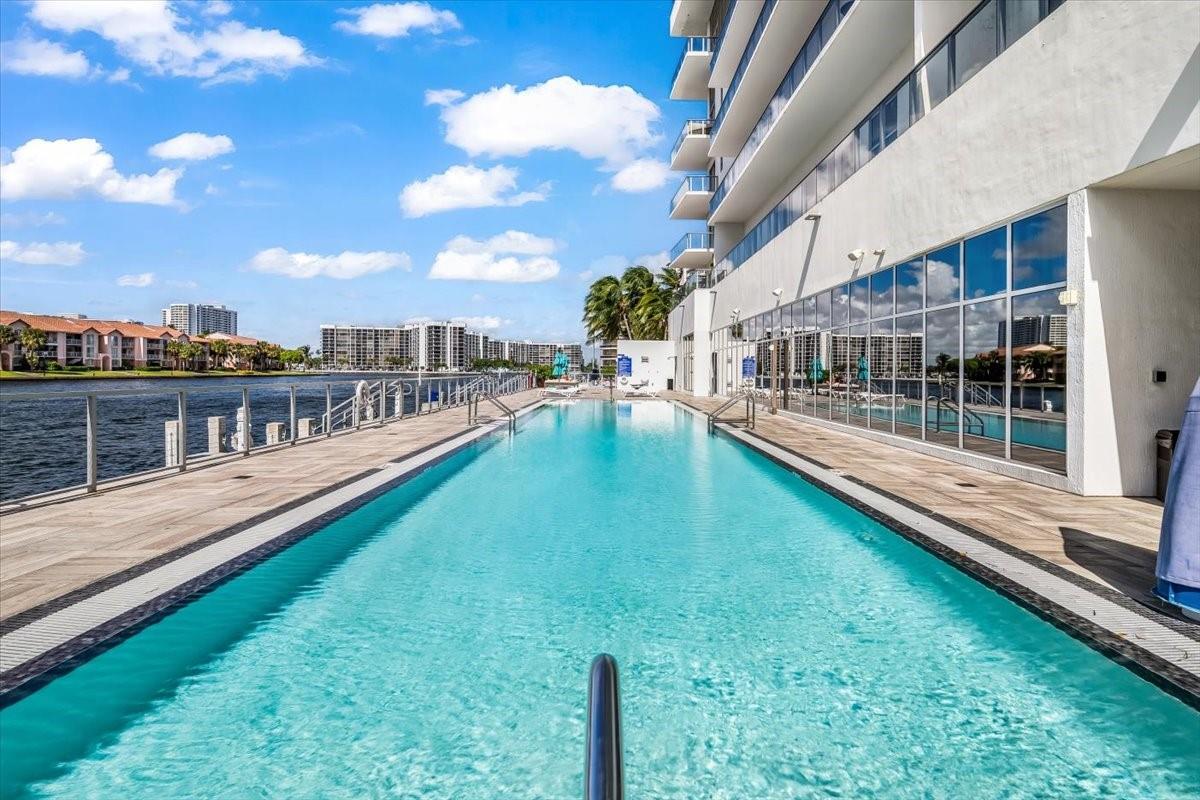 Hyde Beach House - Residential