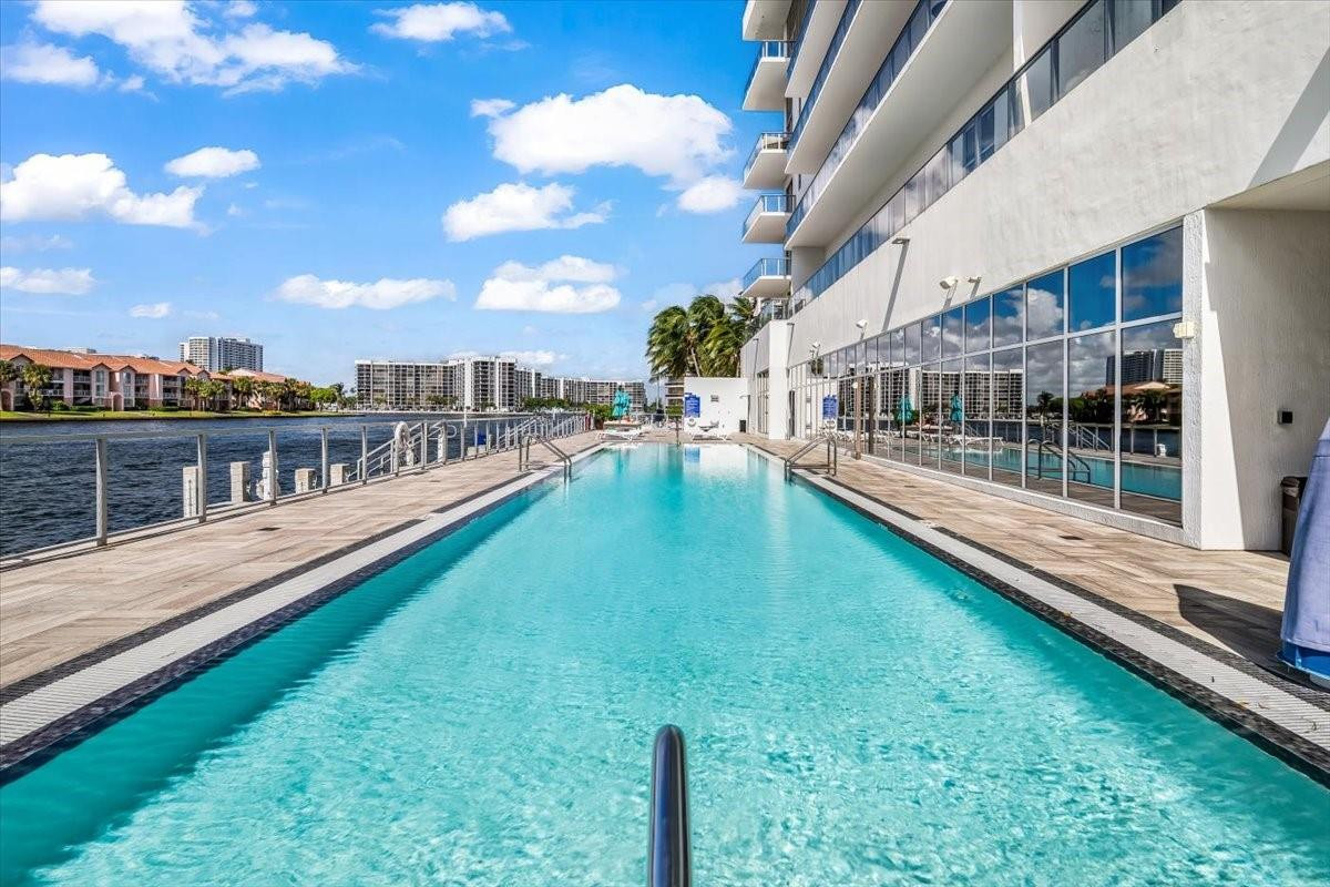 Hyde Beach House - Residential