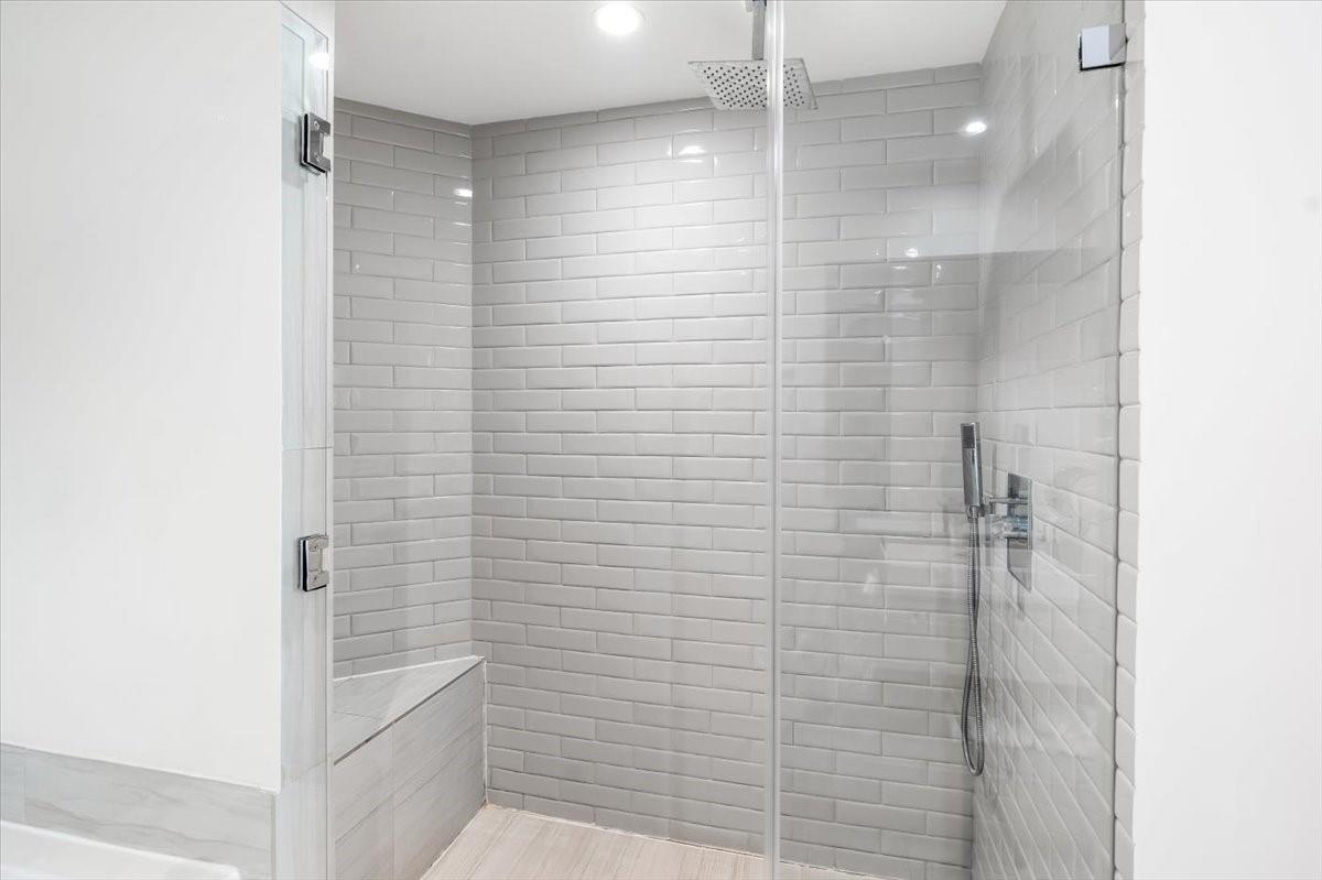 Hyde Beach House - Residential