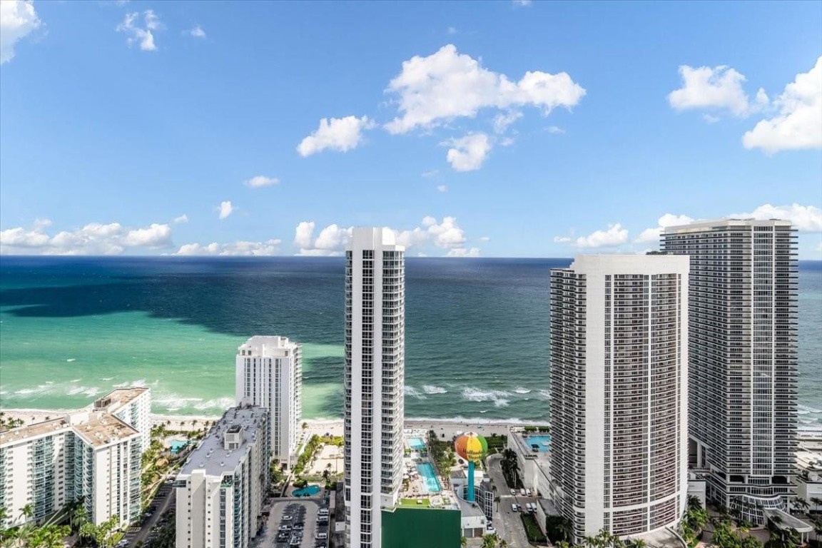 4010 S Ocean Drive R1102