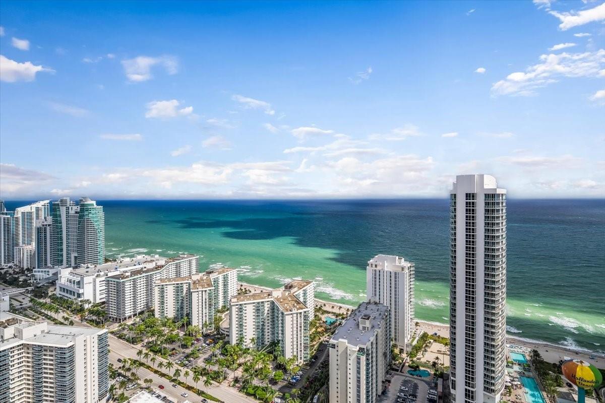 4010 S Ocean Dr R1102