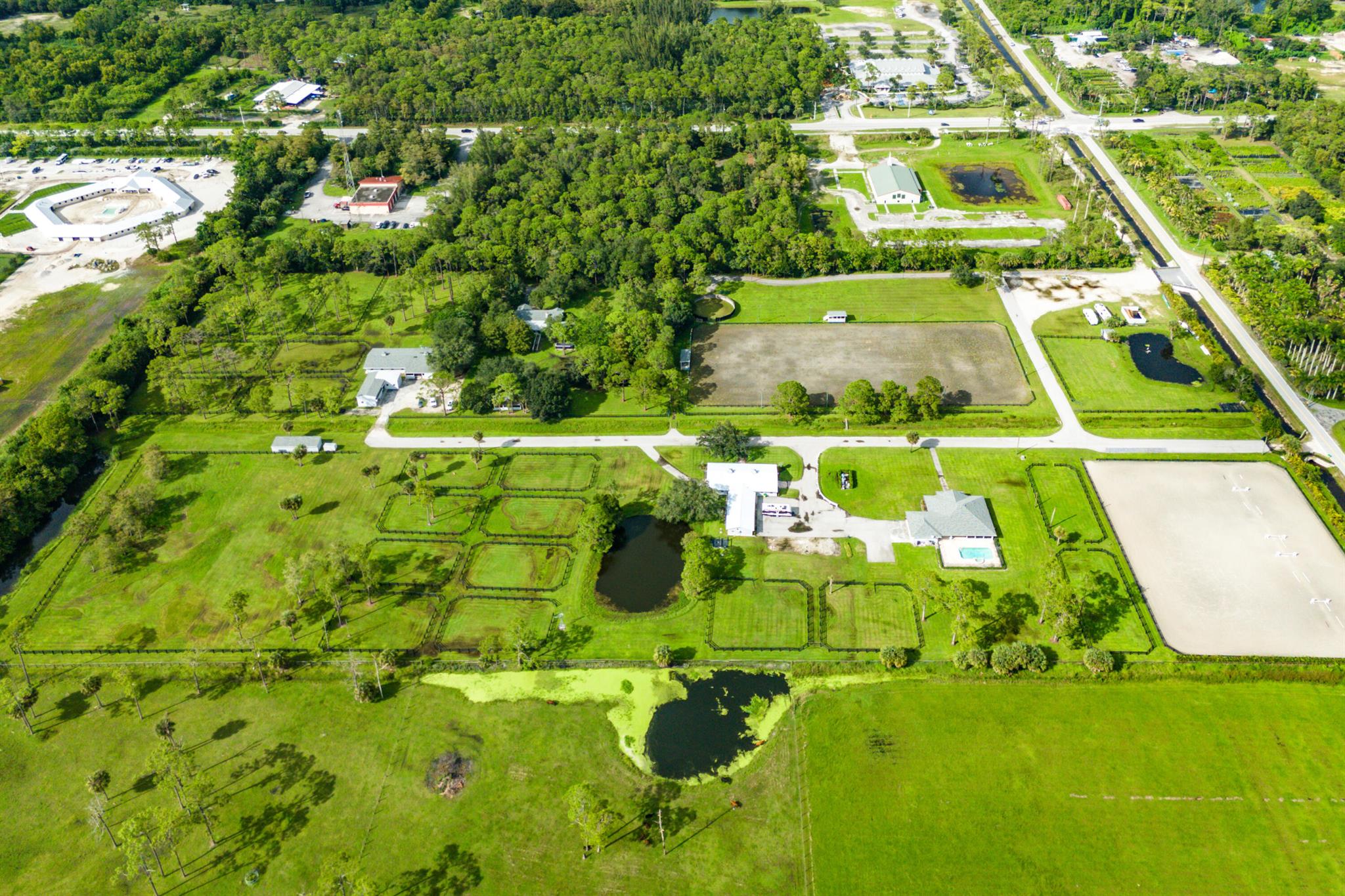 LOXAHATCHEE GROVES - Residential Lease