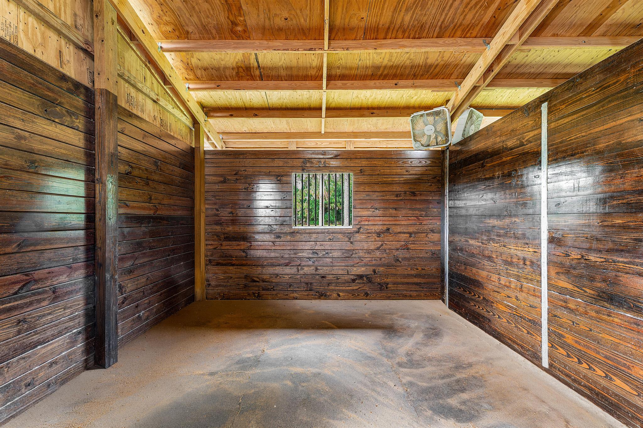 LOXAHATCHEE GROVES - Residential Lease