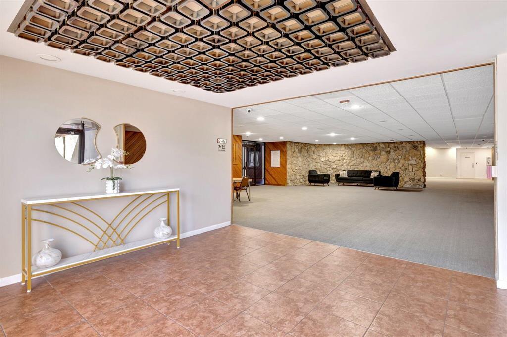 CYPRESS CHASE NORTH NO 2 CONDO - Residential