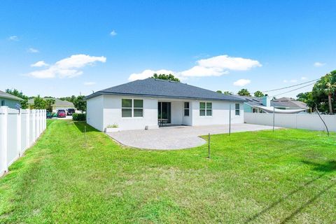 A home in Port St Lucie