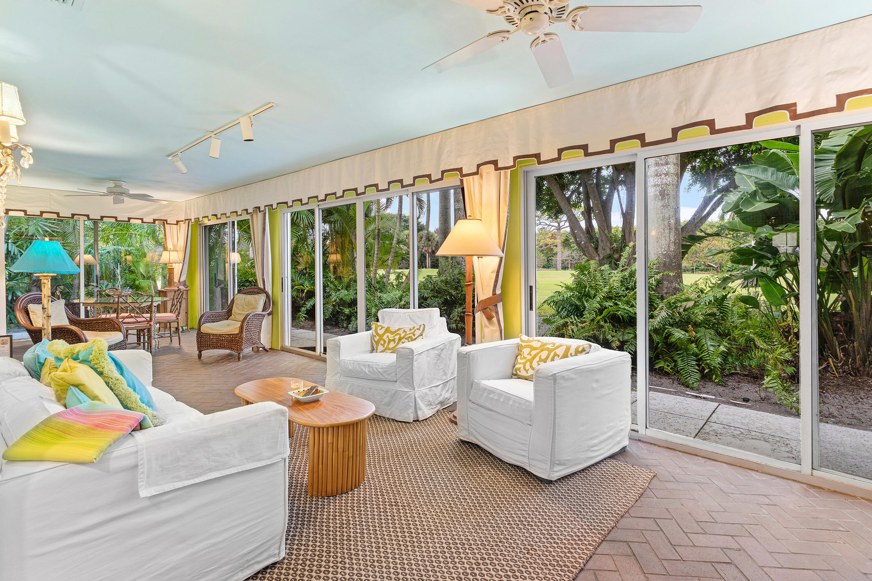 QUAIL RIDGE COND 7 - Residential