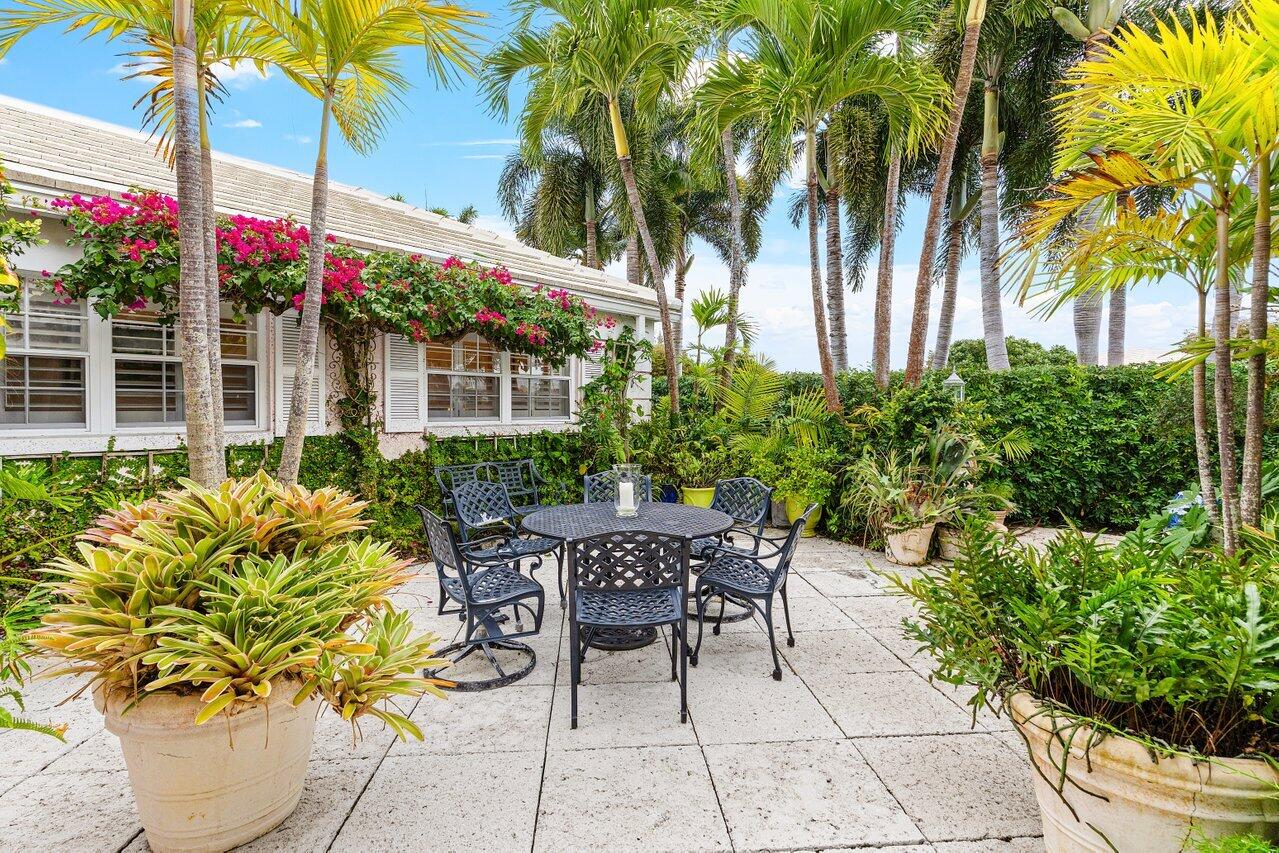 4596 Sanderling Circle W