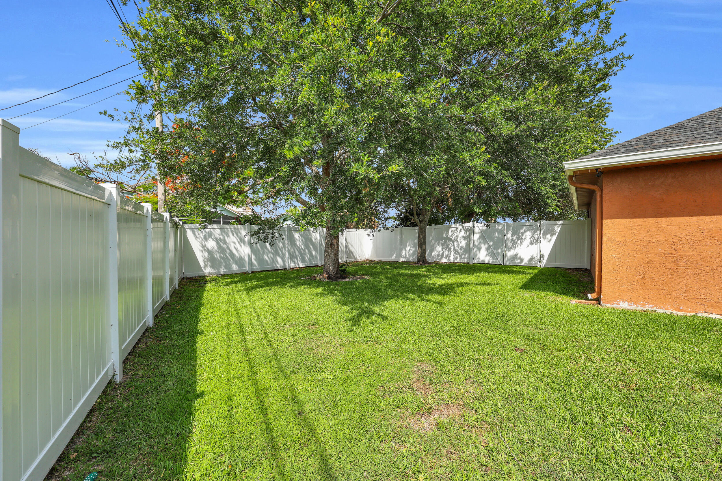 PORT ST LUCIE SECTION 40 - Residential