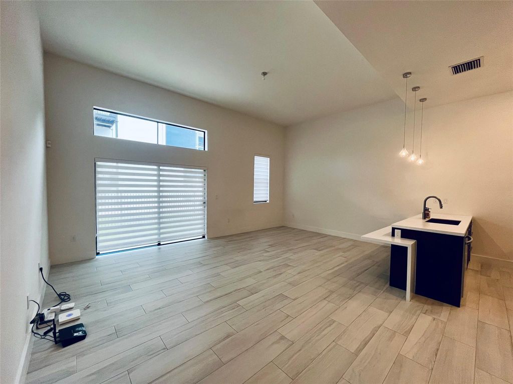 Photo of 4385 NW 9th Street #4385, Plantation, FL 33317 (MLS # F10507589)