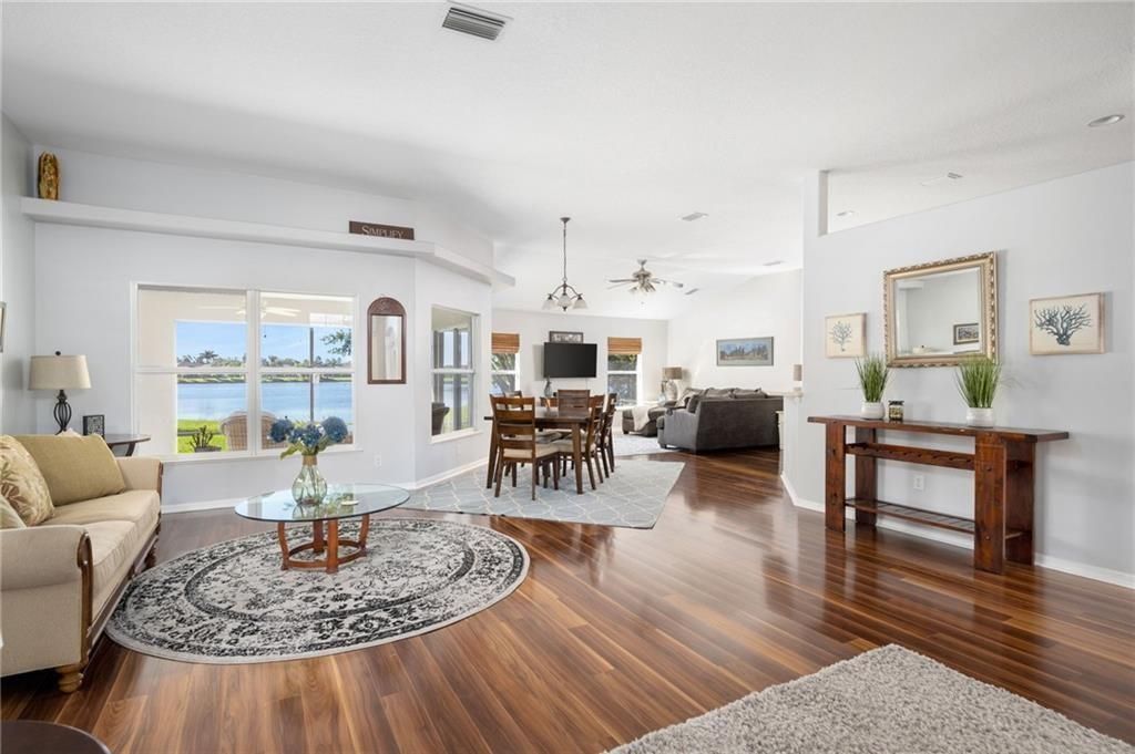 Photo of 935 Southlakes Way, Vero Beach, FL 32968 (MLS # F10531596)