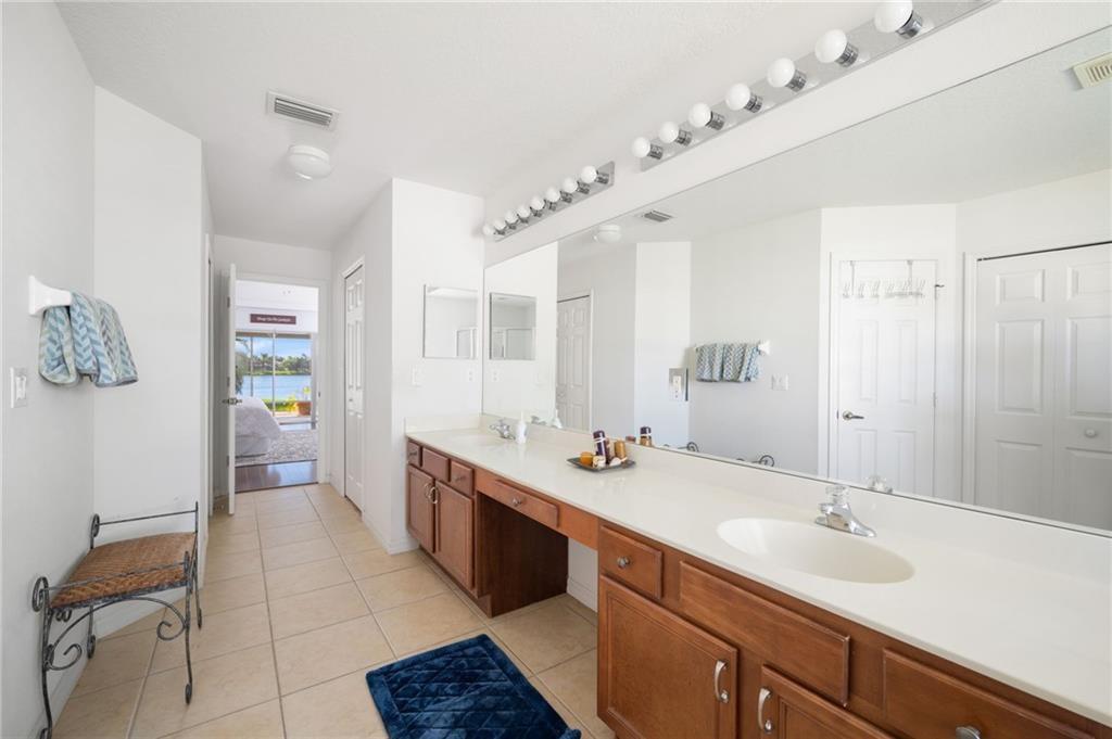 South Lakes Sub - Residential Lease