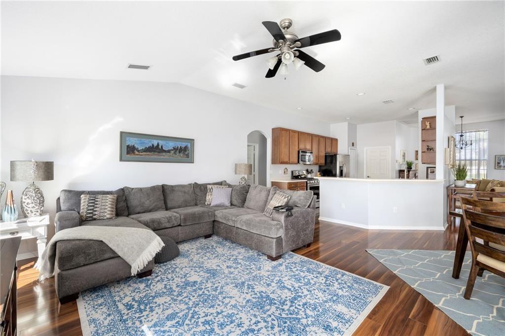 South Lakes Sub - Residential Lease