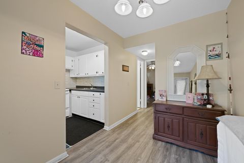Tiny photo for 170 Canterbury, West Palm Beach, FL 33417 (MLS # B26036965)