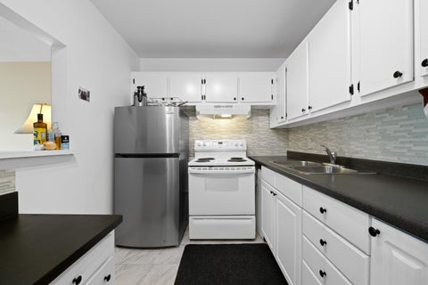 Photo of 170 Canterbury, West Palm Beach, FL 33417 (MLS # B26036965)