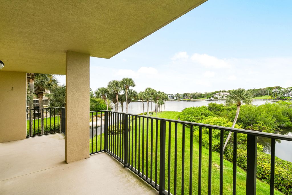 Photo of 1701 Marina Isle Way #301, Jupiter, FL 33477 (MLS # B26005030)