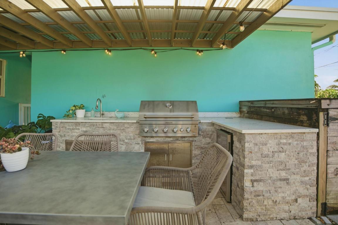 LAKE WORTH TOWN OF - Residential Lease