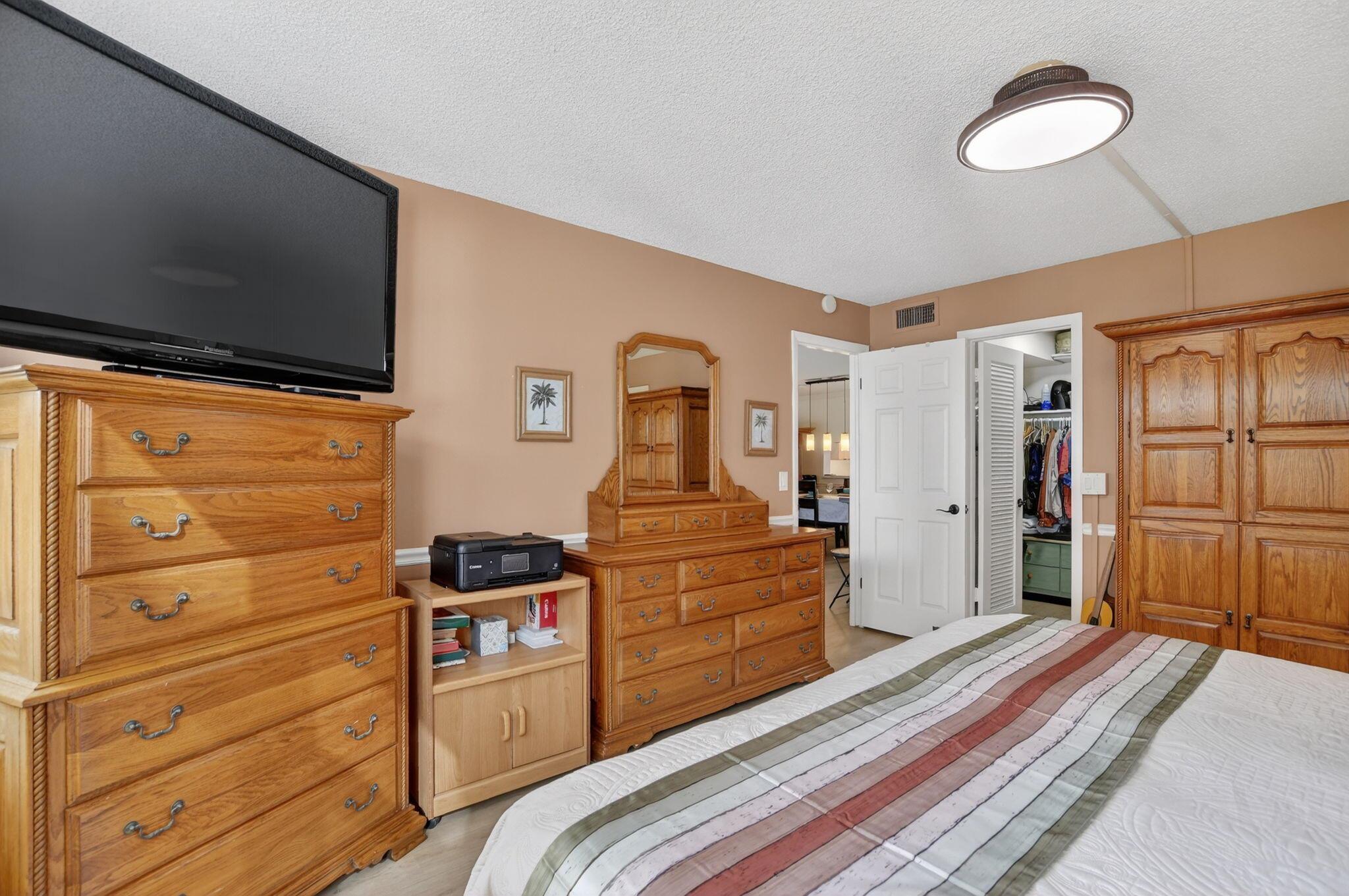 TROPIC BAY CONDO - Residential