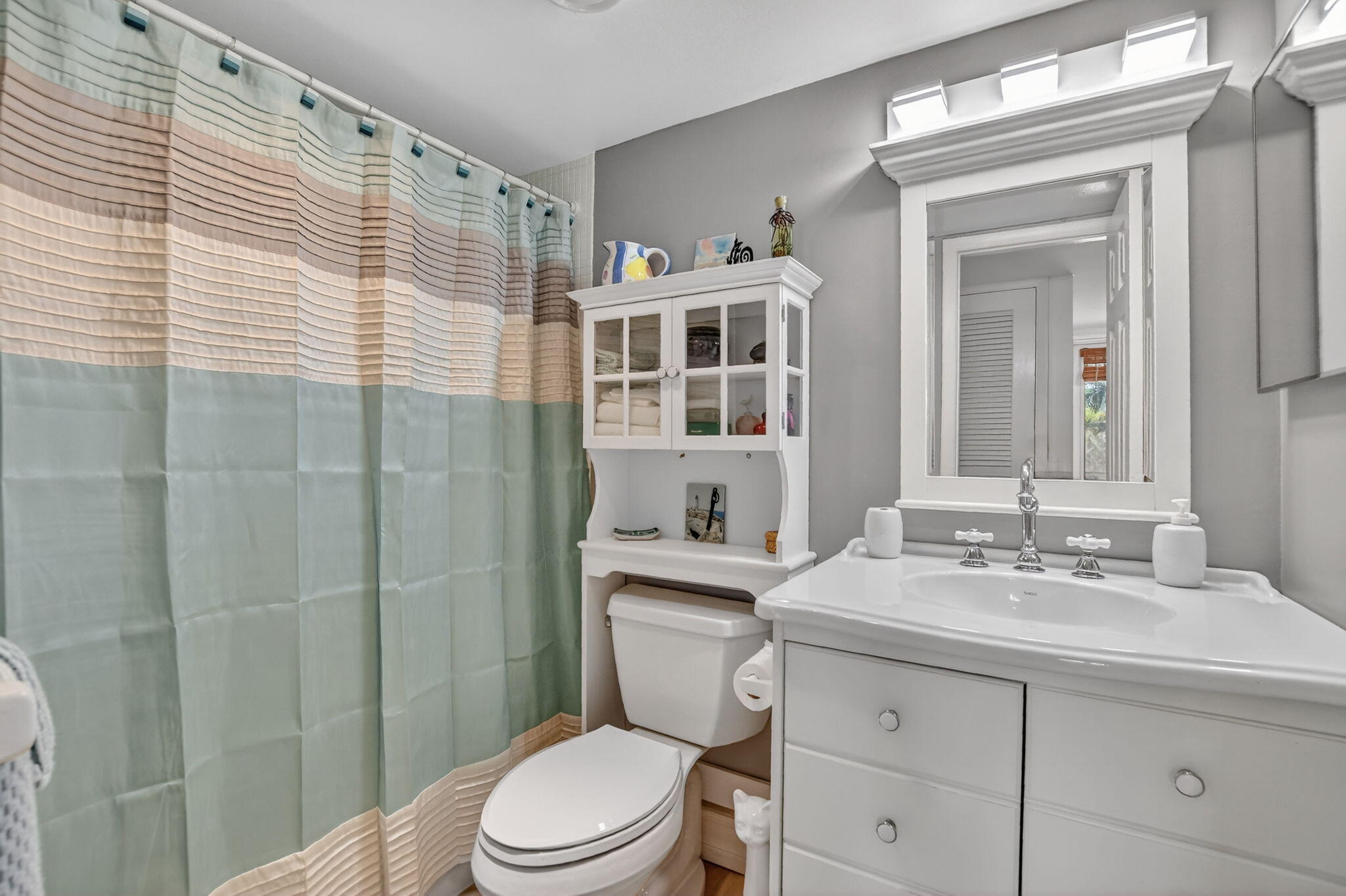 TROPIC BAY CONDO - Residential