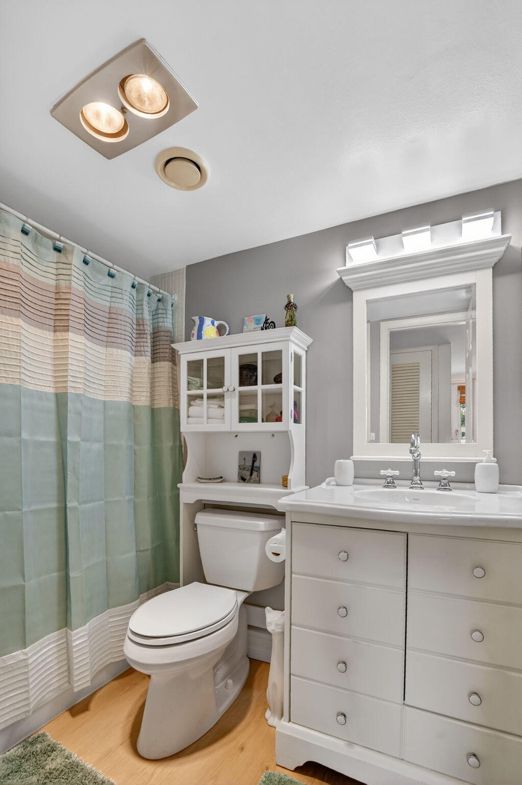 TROPIC BAY CONDO - Residential