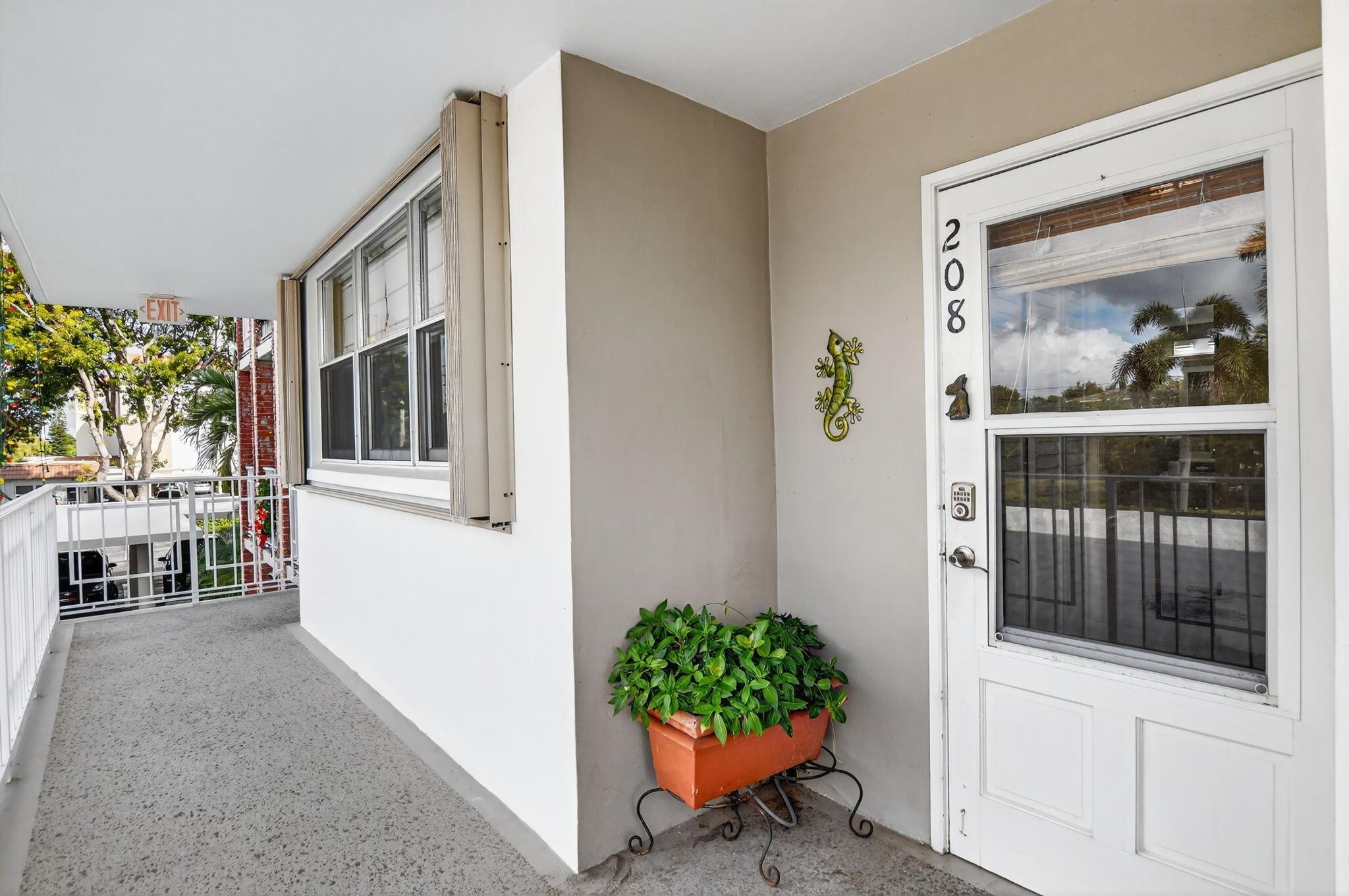 TROPIC BAY CONDO - Residential