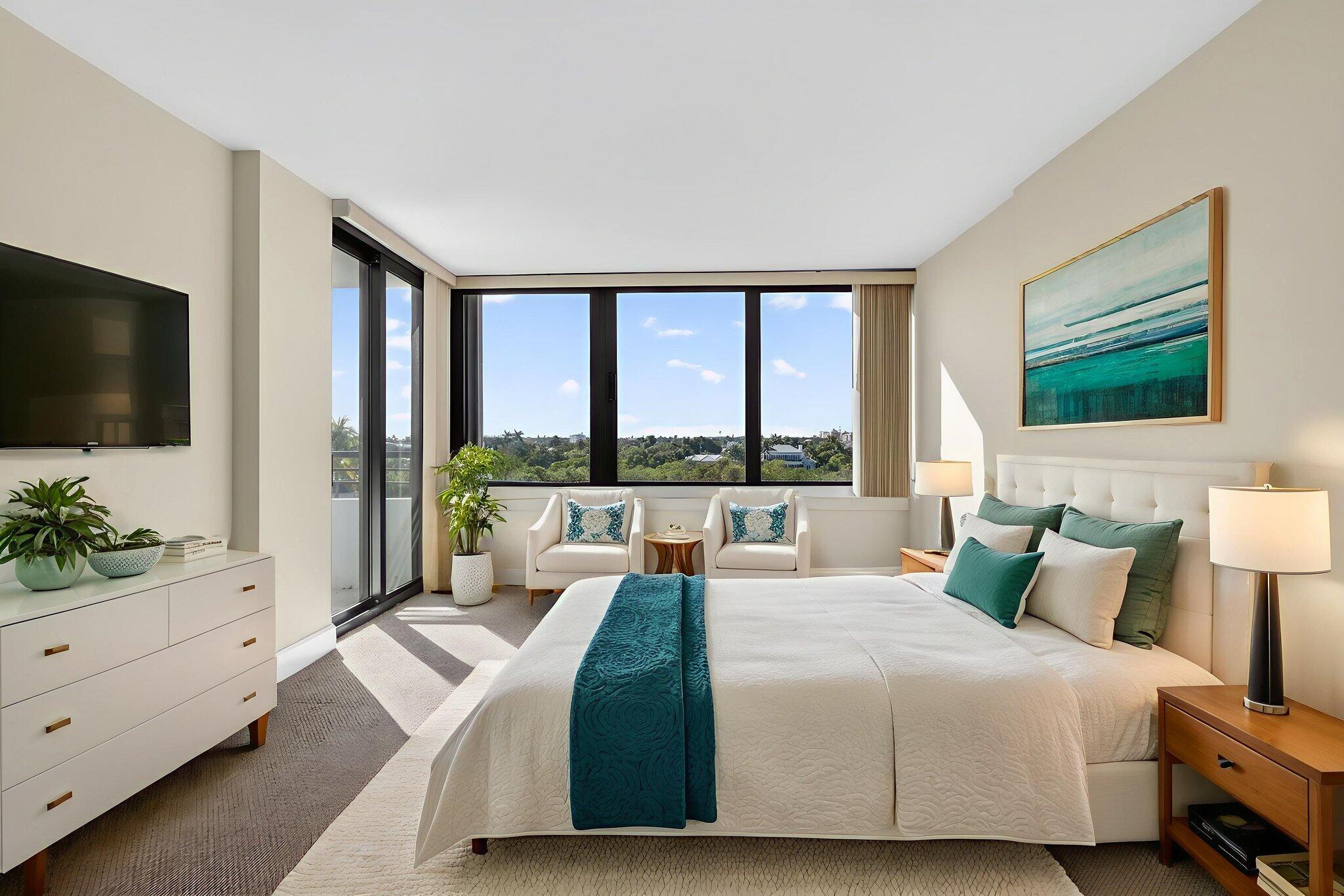 MAYFAIR HOUSE CONDO - Residential