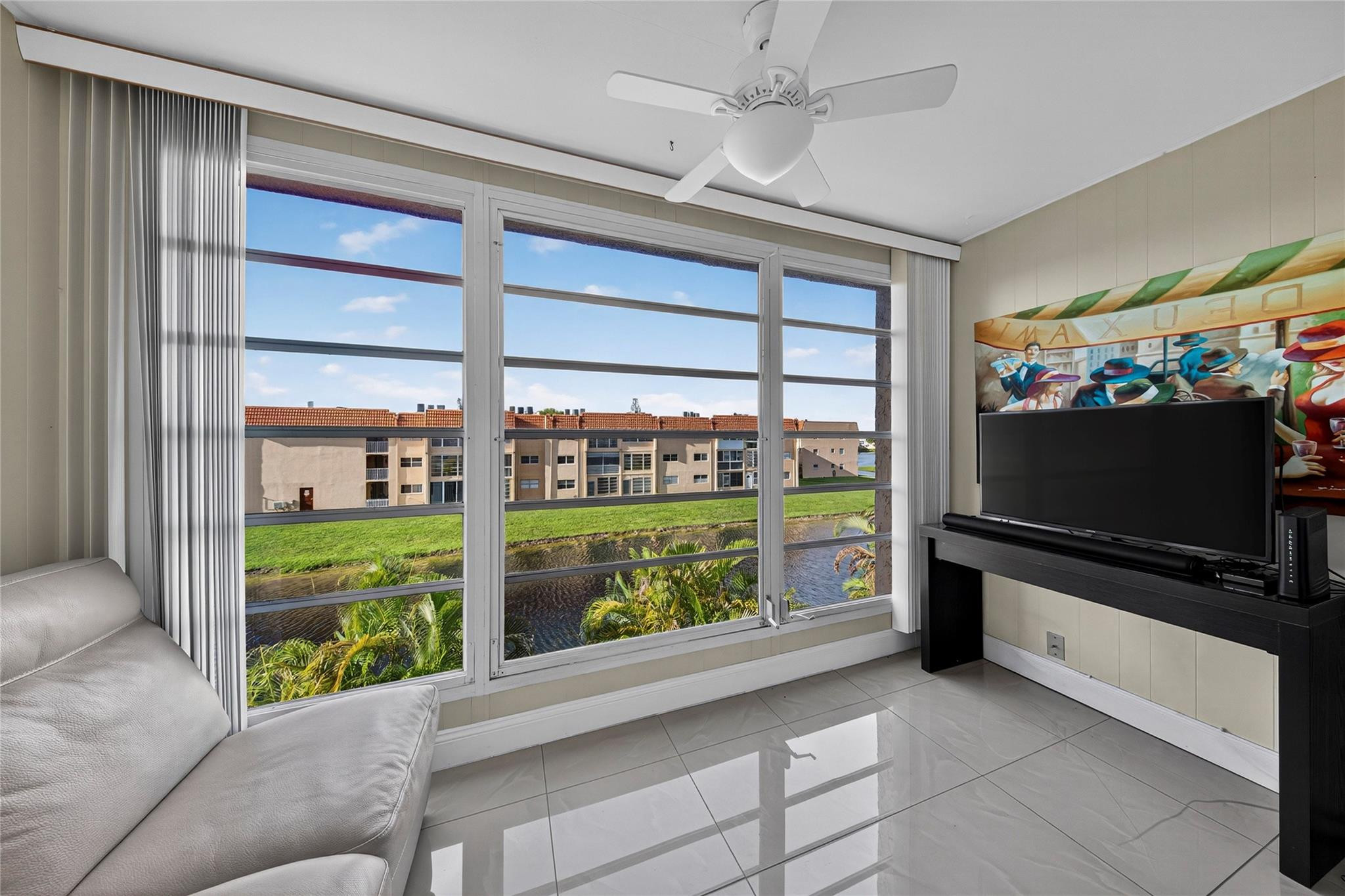 SUNRISE LAKES PHASE 3 - Residential