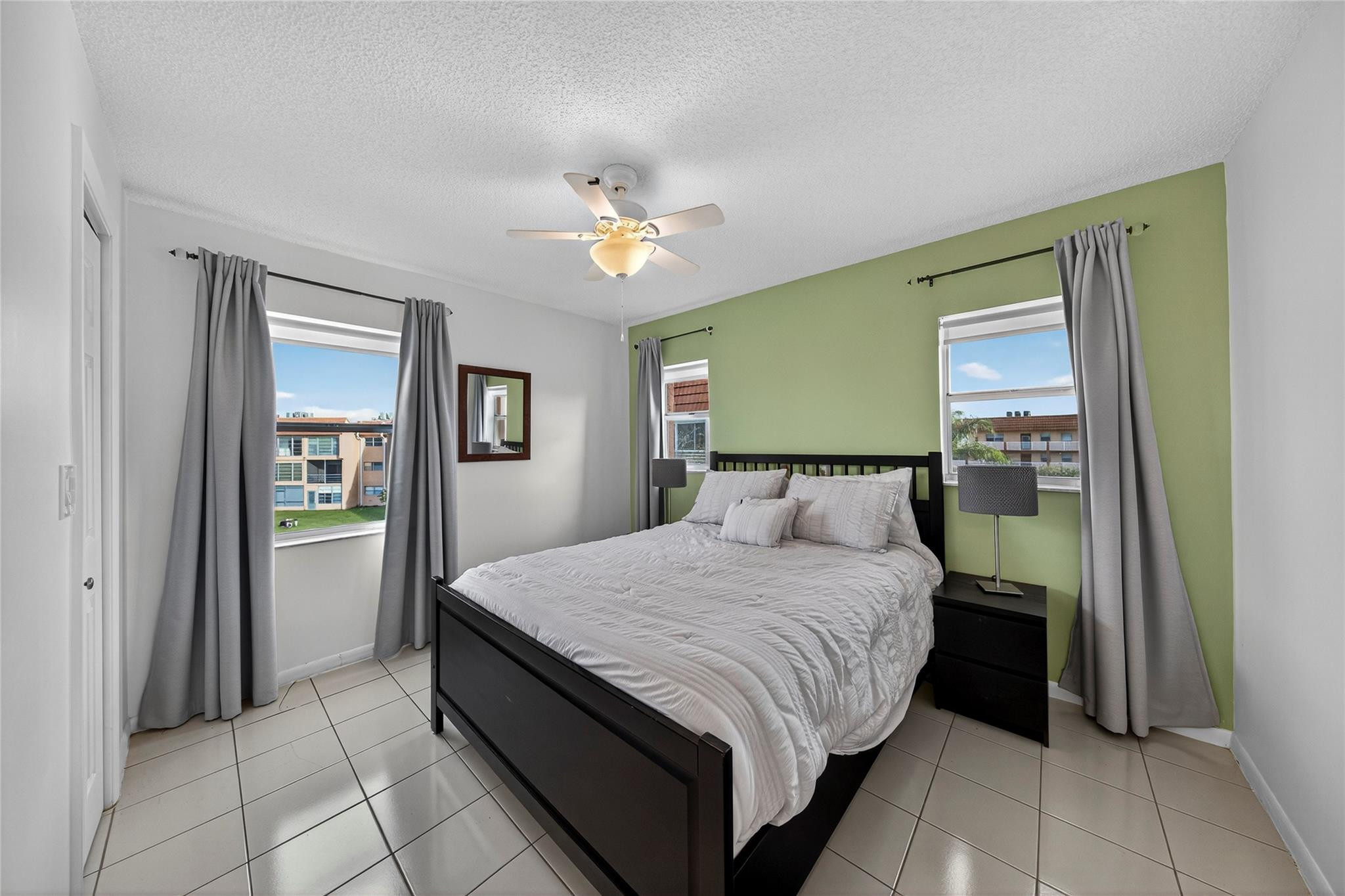 SUNRISE LAKES PHASE 3 - Residential