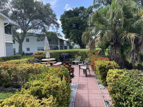 A home in Deerfield Beach