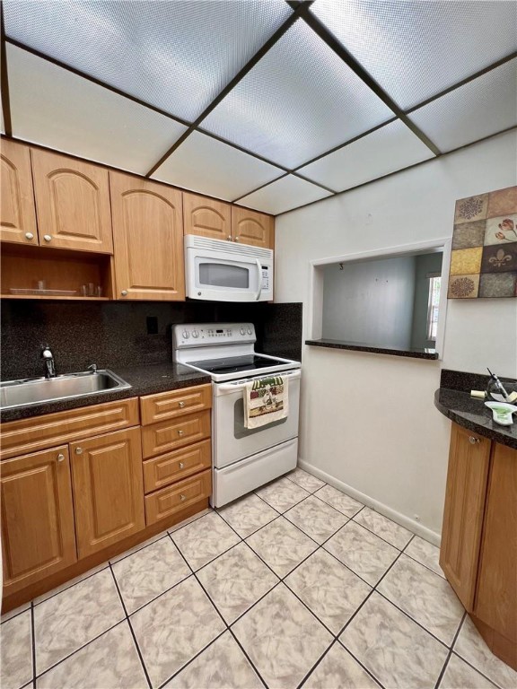 SUNRISE LAKES PHASE 3 - Residential