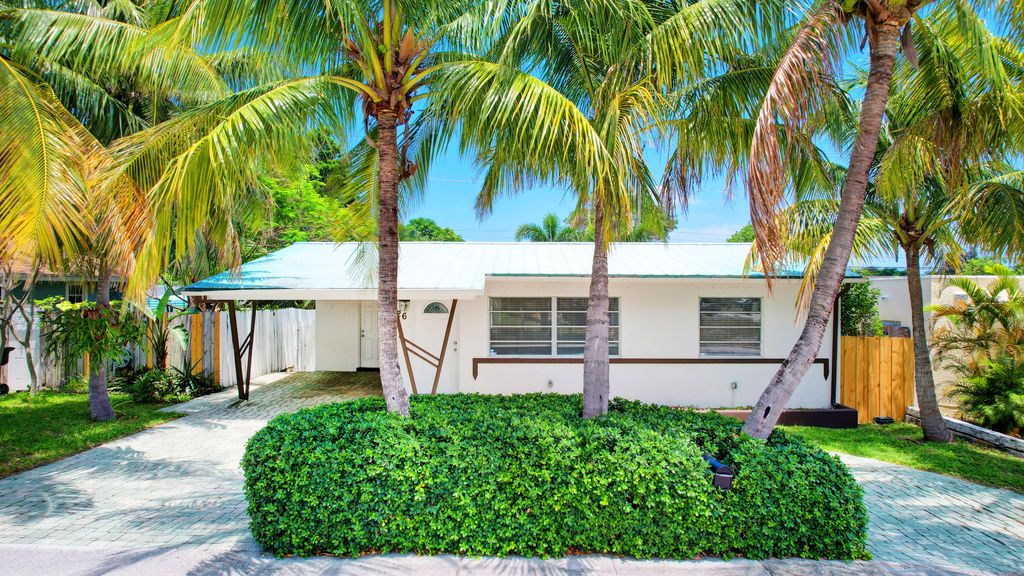 Photo of 726 N A Street, Lake Worth Beach, FL 33460 (MLS # R10991791)