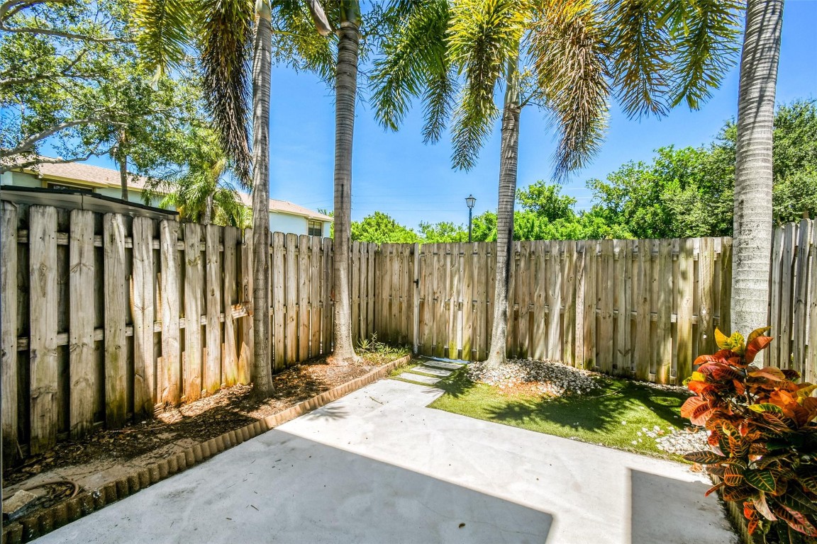 Georgetown Tequesta HOA - Residential
