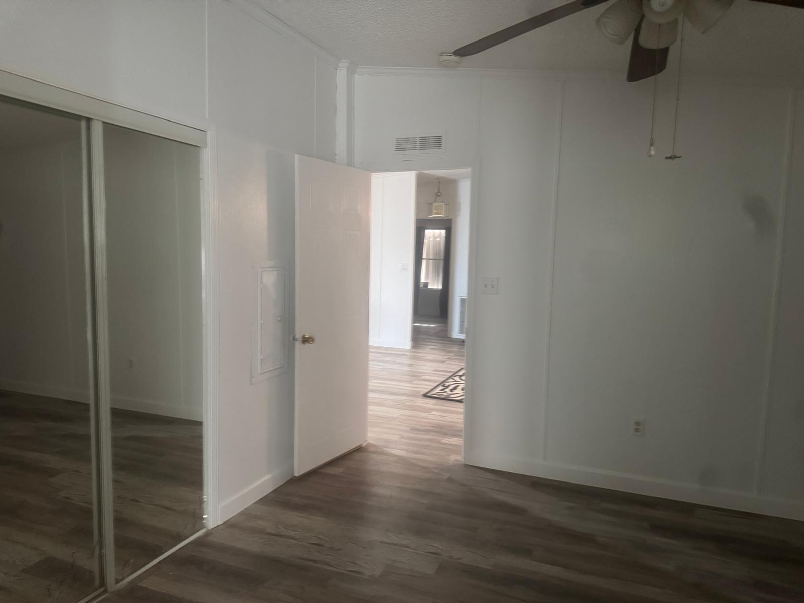 8267 SE SWAN Avenue SE 8267