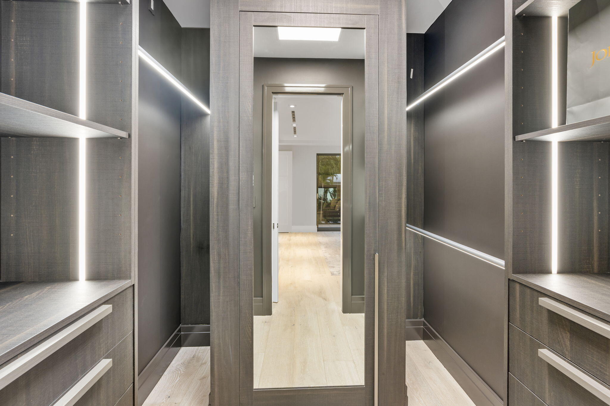 MANANA ESTATES - Residential