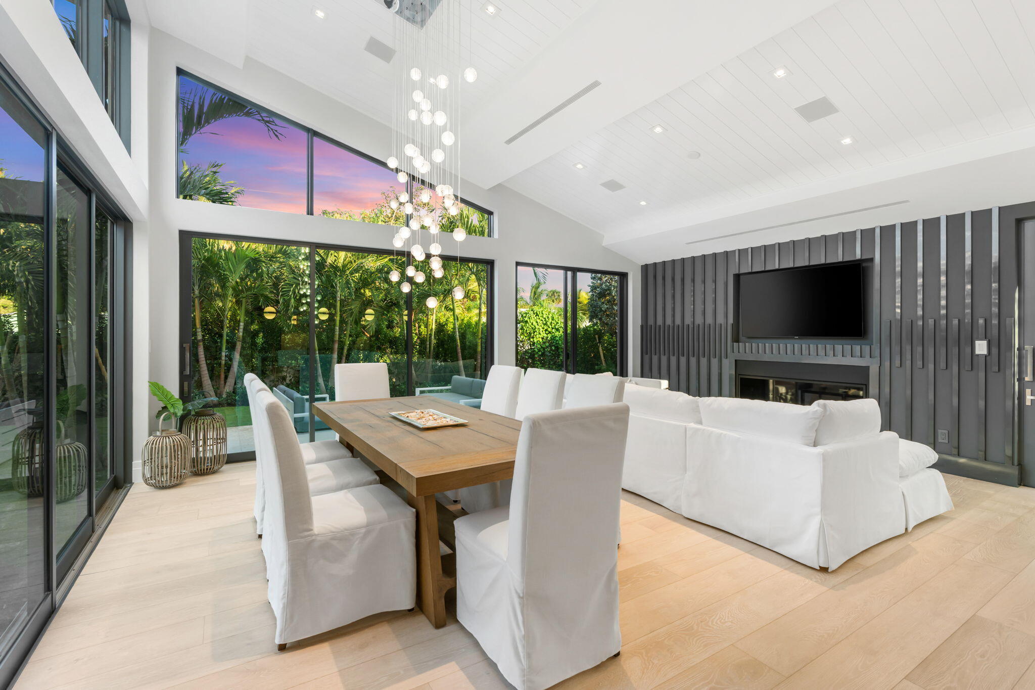 MANANA ESTATES - Residential