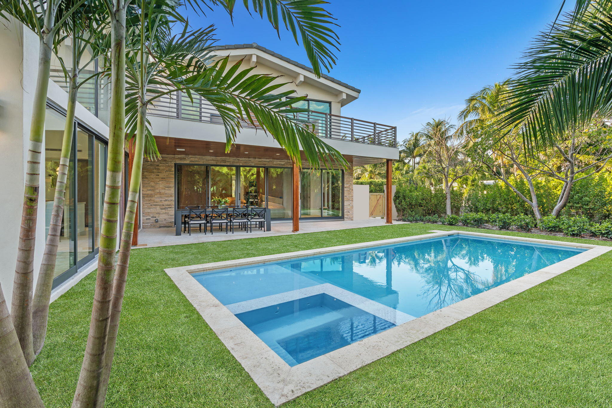 MANANA ESTATES - Residential