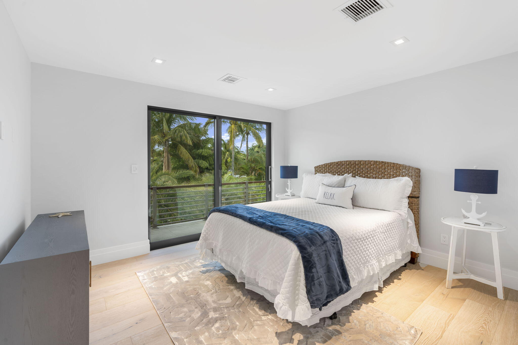 MANANA ESTATES - Residential