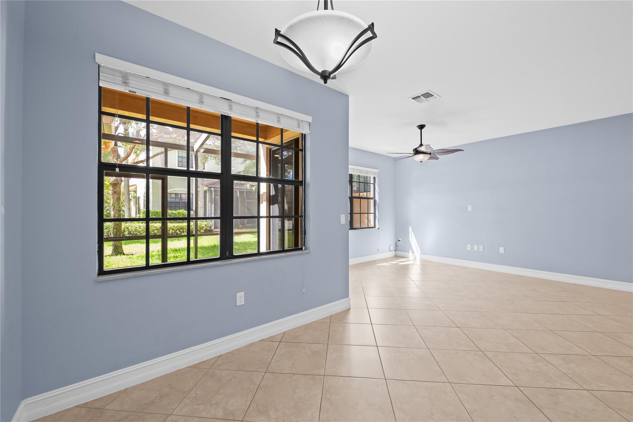 PARKLAND VILLAGE REPLAT 1 - Residential Lease