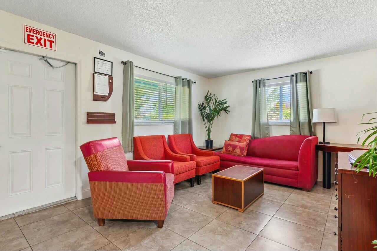 THE PALM BEACH FARMS PALM - Commercial Sale