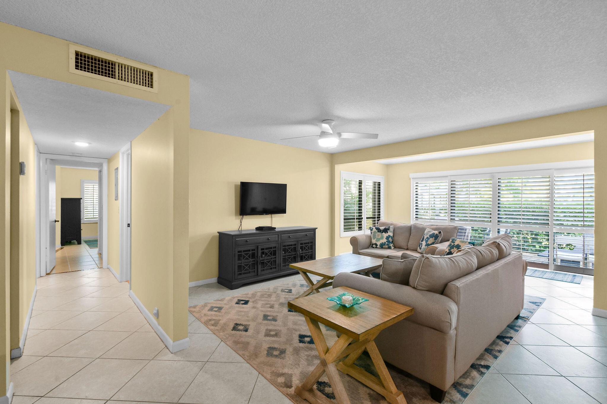 1102 Duncan Circle 102