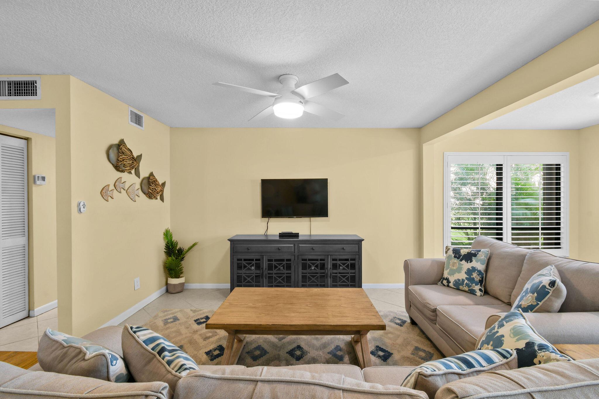 1102 Duncan Circle 102