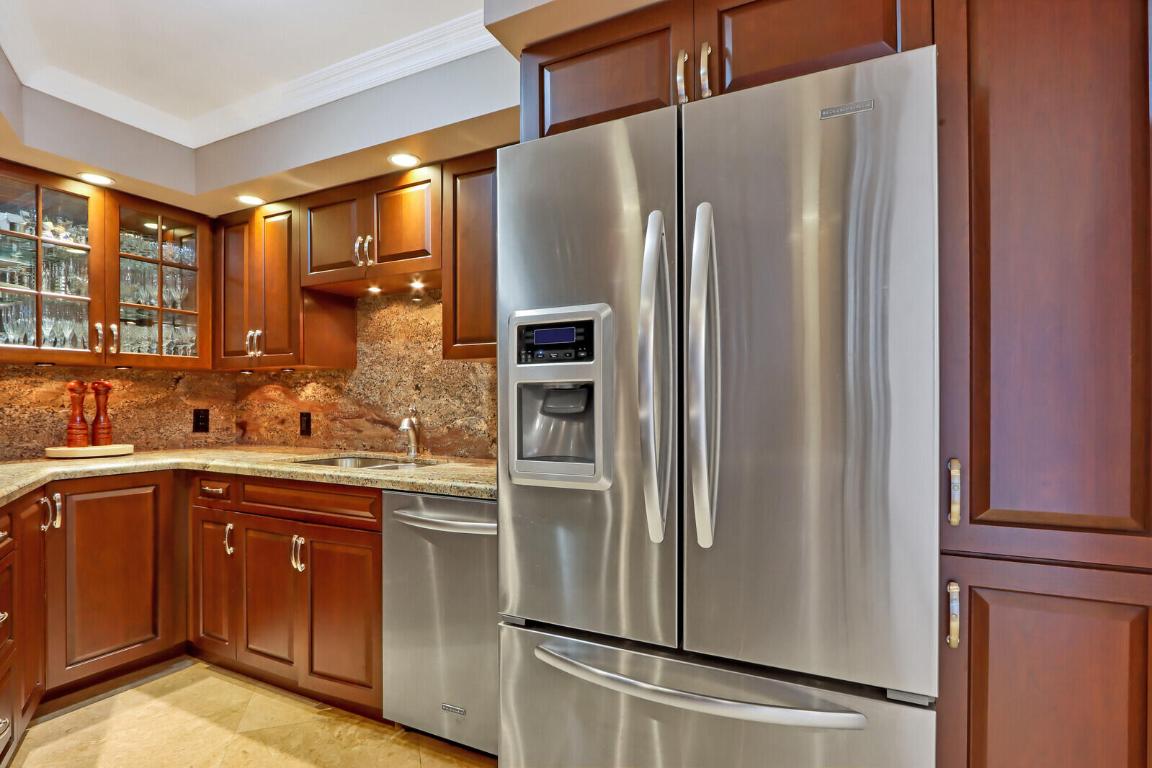 CONNEMARA CONDO - Residential Lease