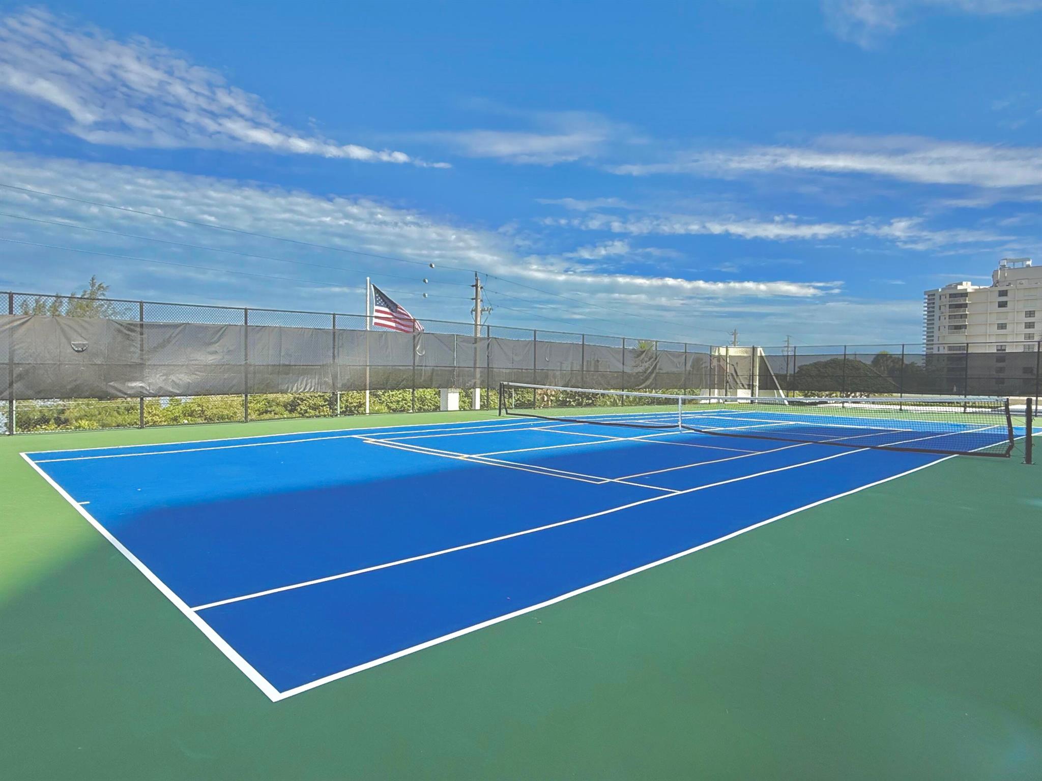 CONNEMARA CONDO - Residential Lease