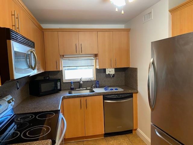 Hollybrook Golf & Tennis - Residential