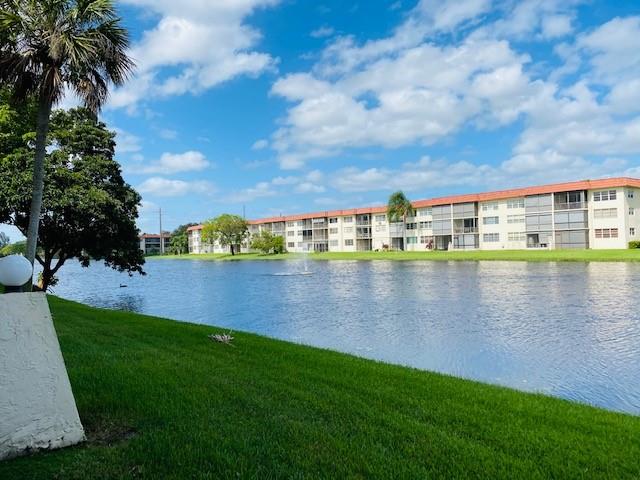 Hollybrook Golf & Tennis - Residential